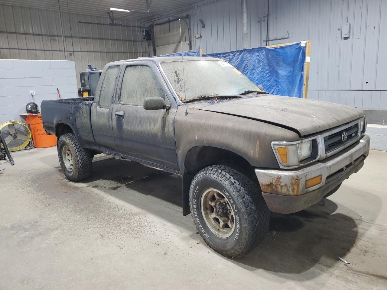 1995 TOYOTA Pickup