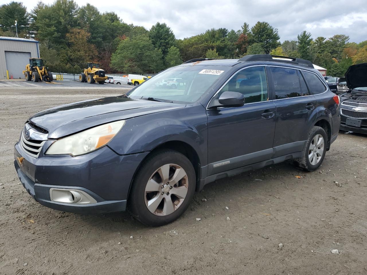 2010 SUBARU Outback