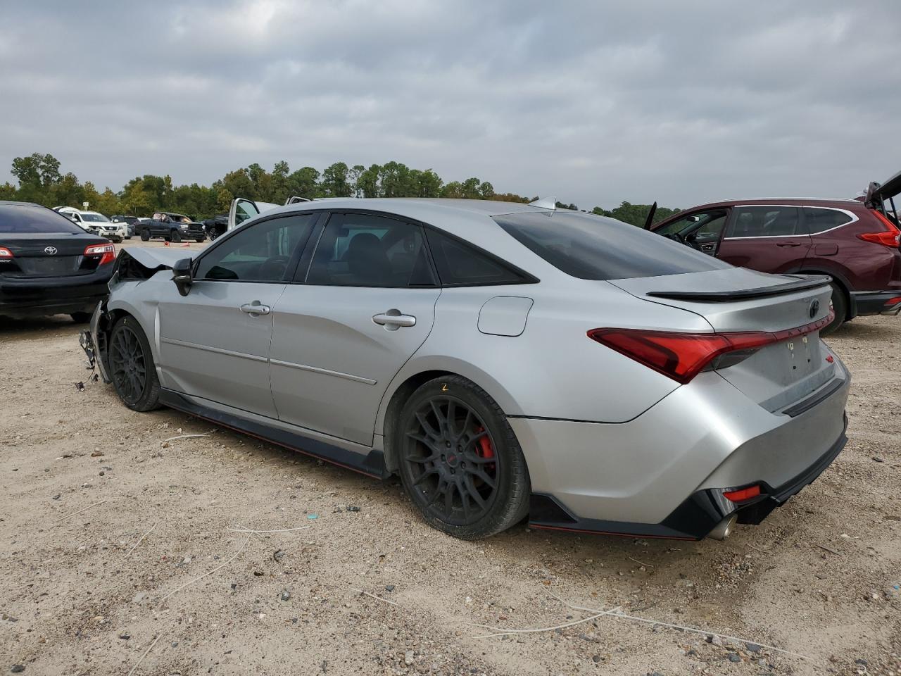 2020 TOYOTA Avalon