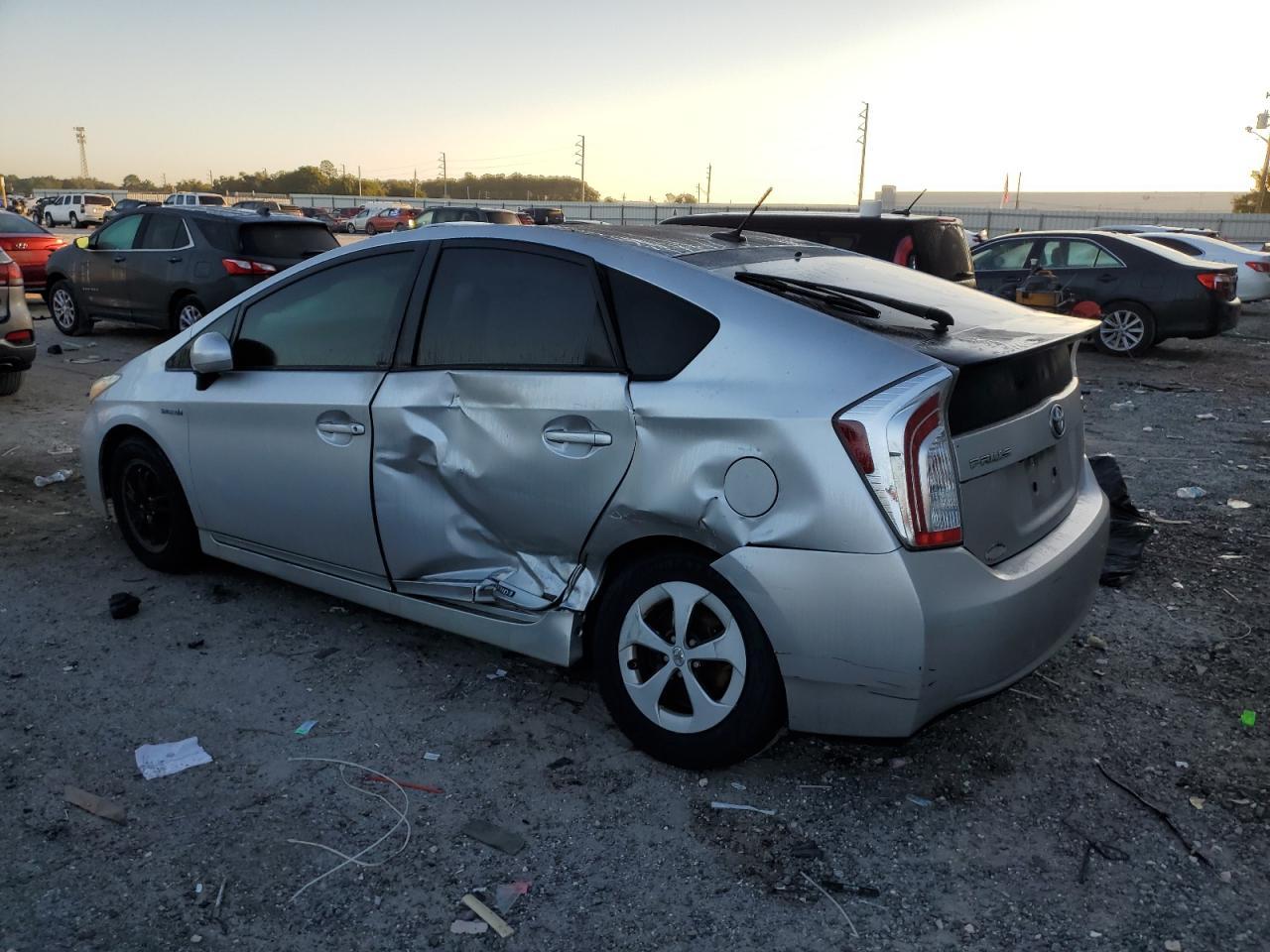 2014 TOYOTA PRIUS
