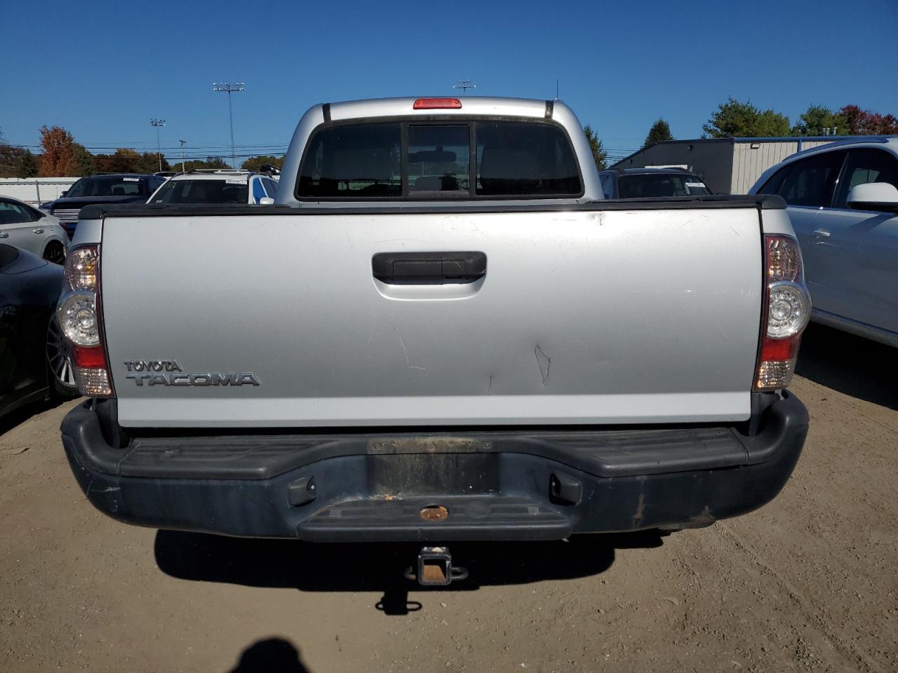 2011 TOYOTA TACOMA