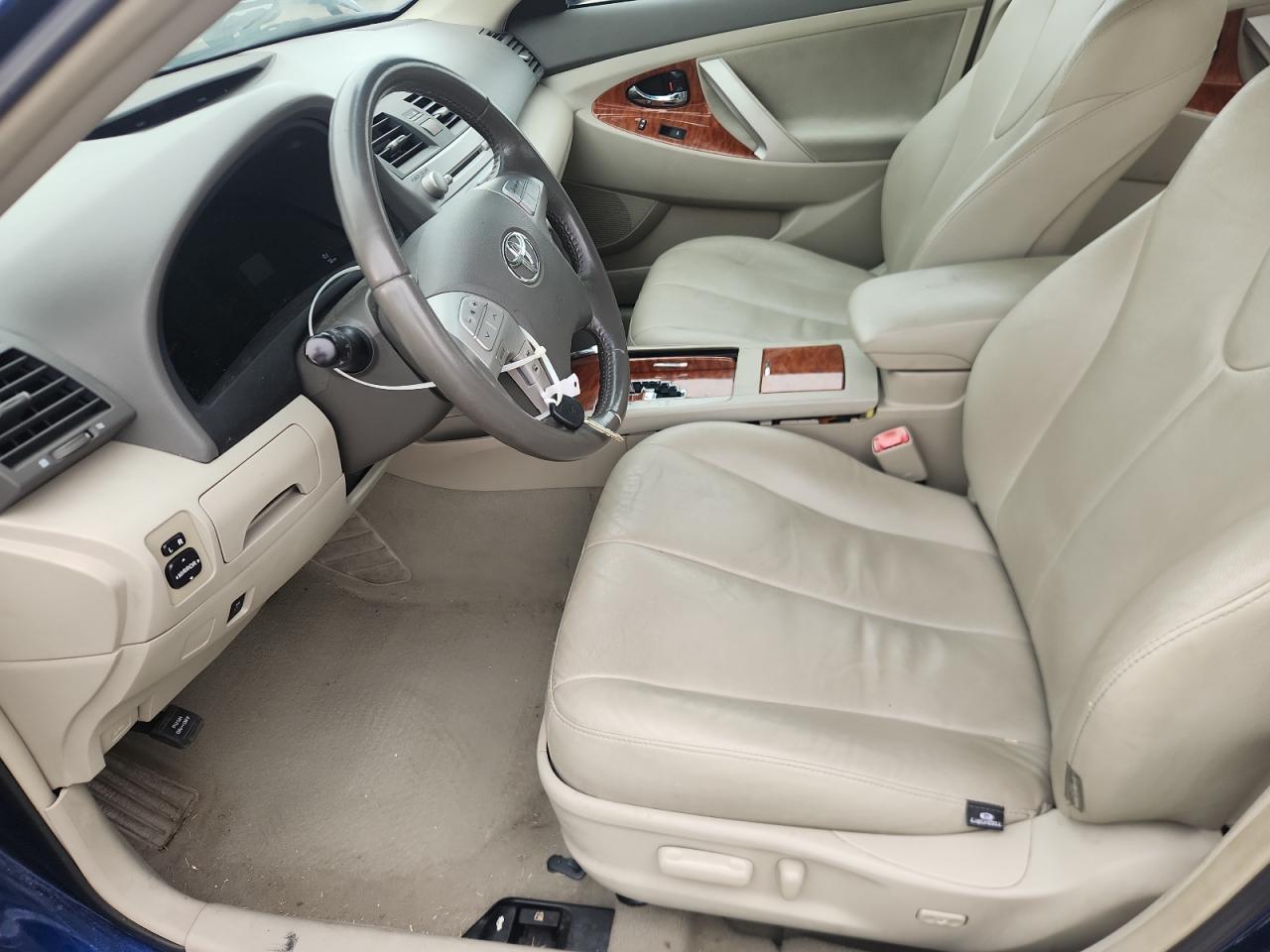 2010 TOYOTA CAMRY