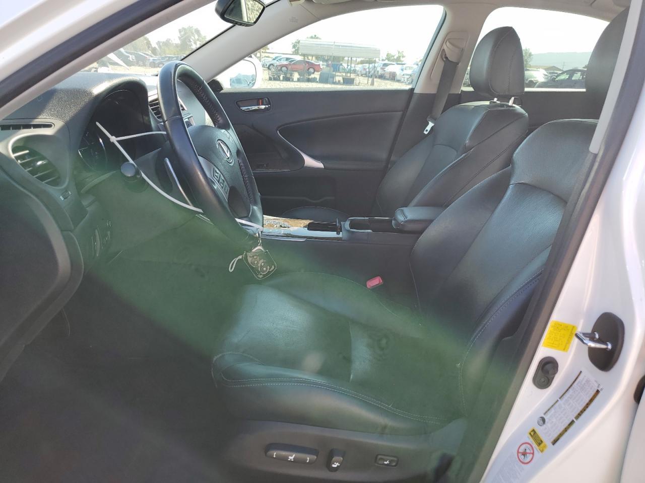 2013 LEXUS IS 250