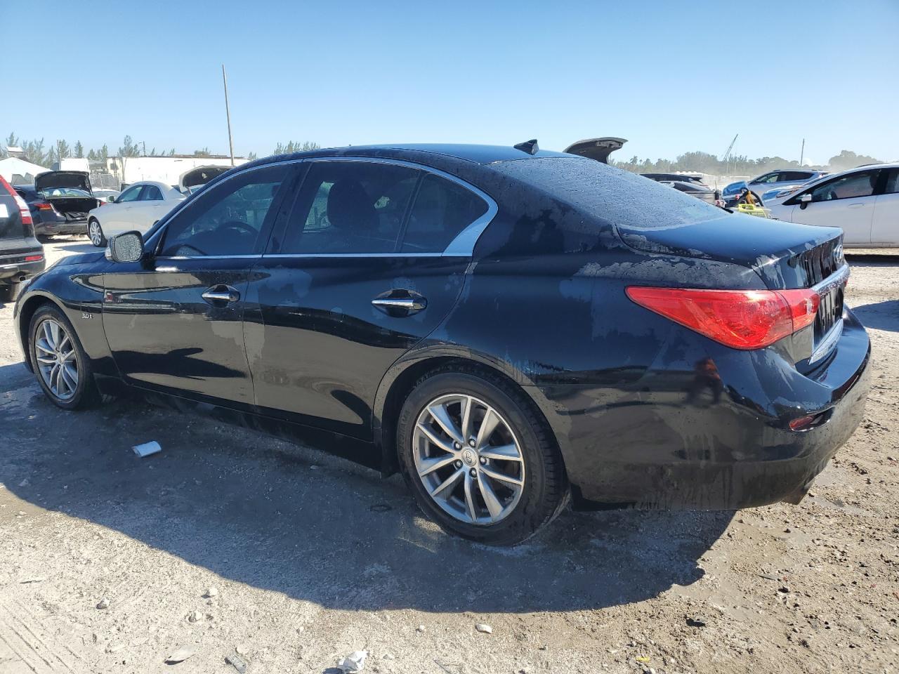 2017 INFINITI Q50