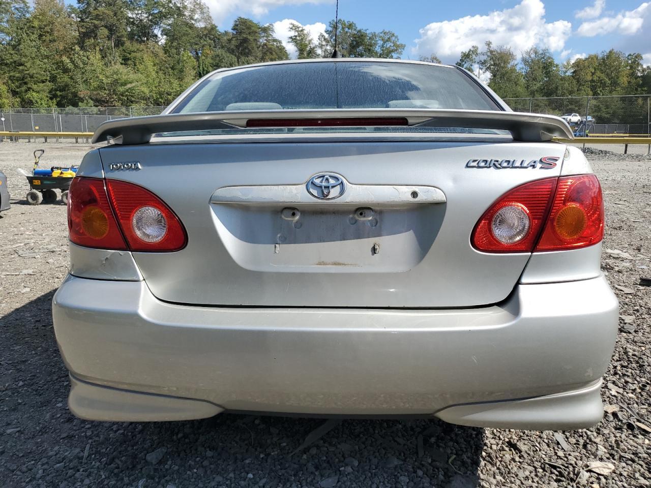 2004 TOYOTA COROLLA