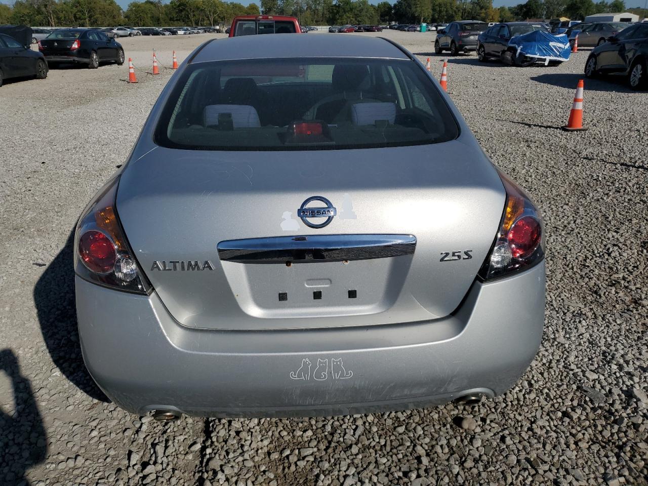 2010 NISSAN ALTIMA