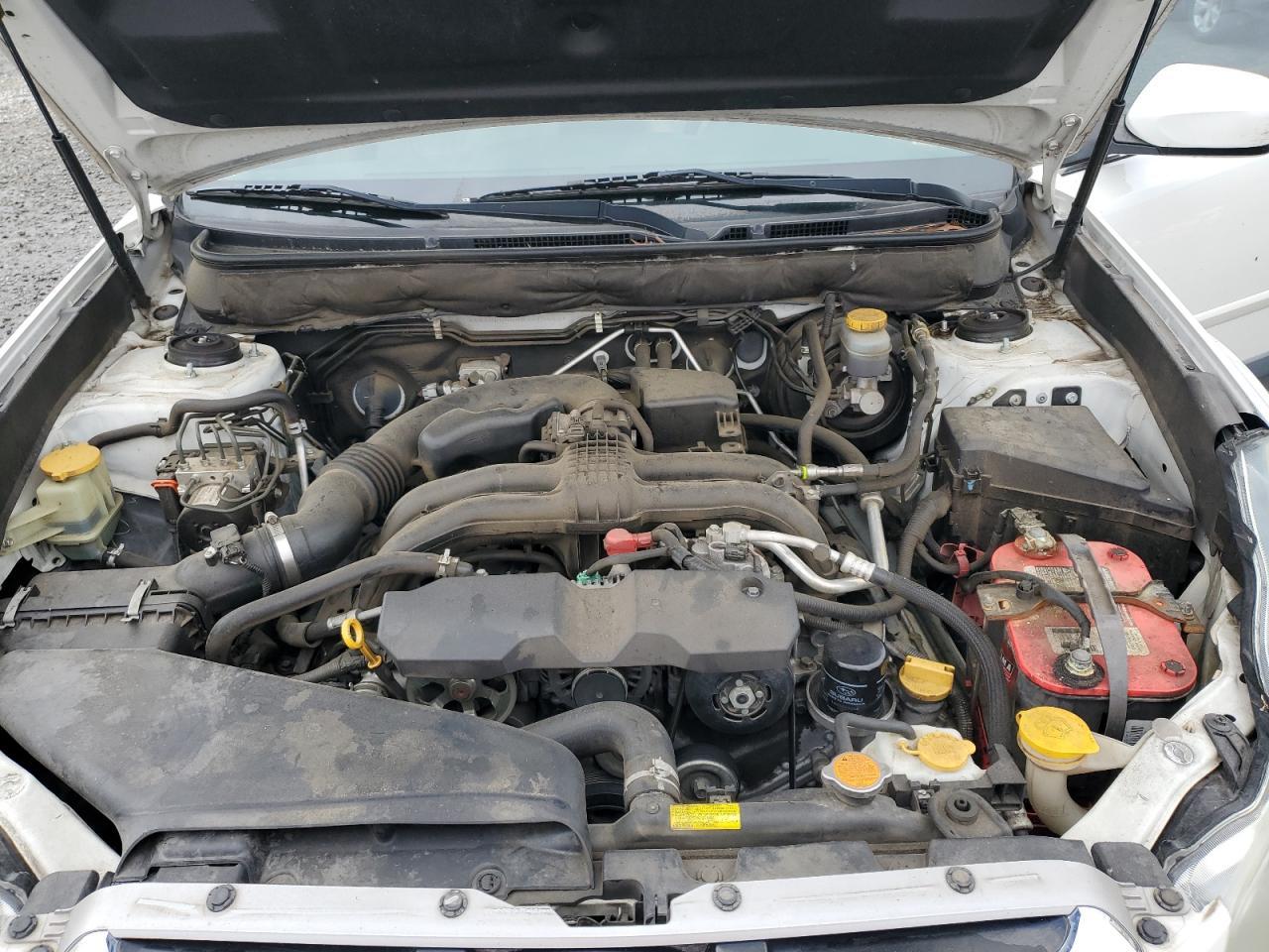 2013 SUBARU Outback
