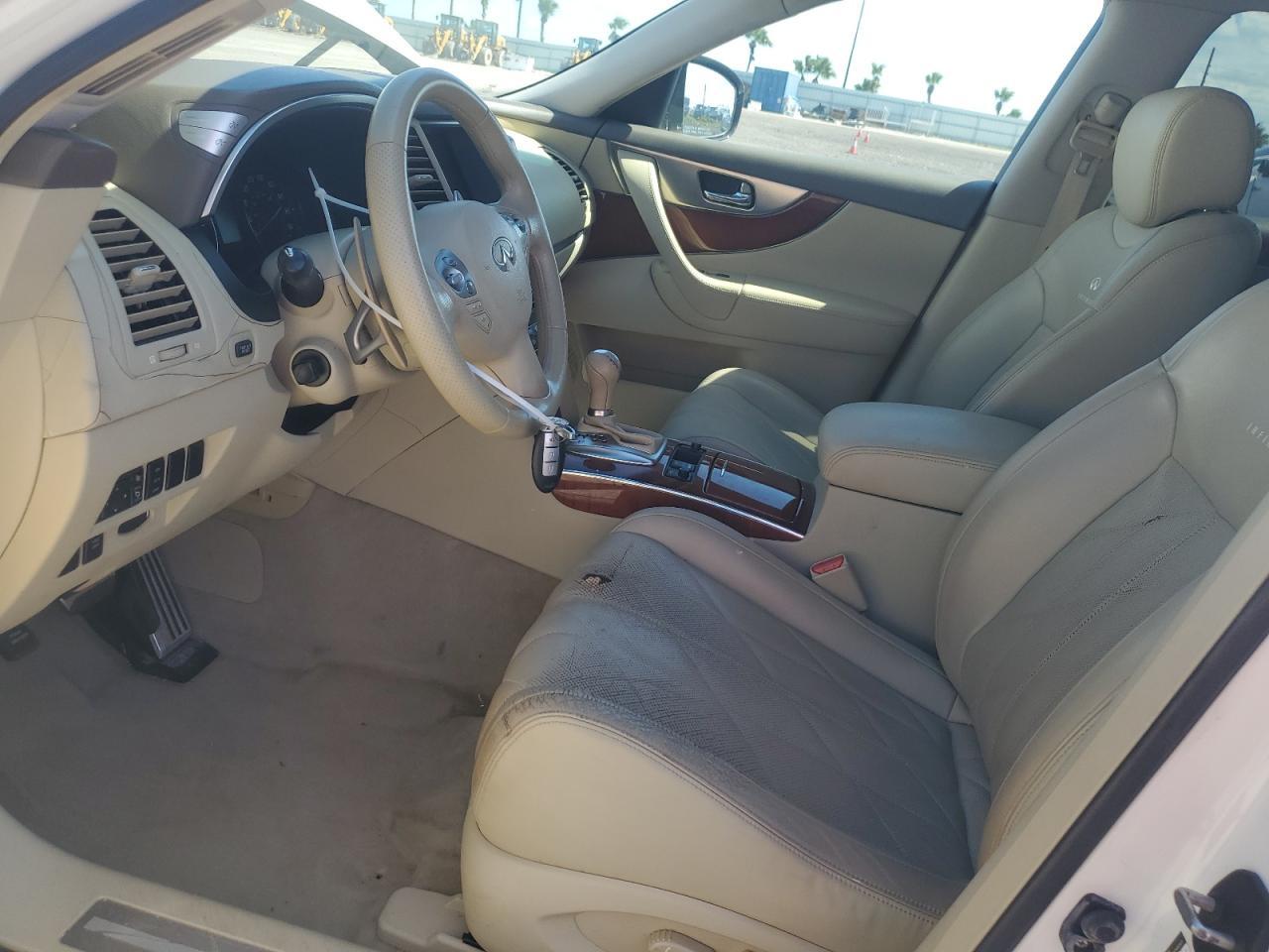 2009 INFINITI FX35