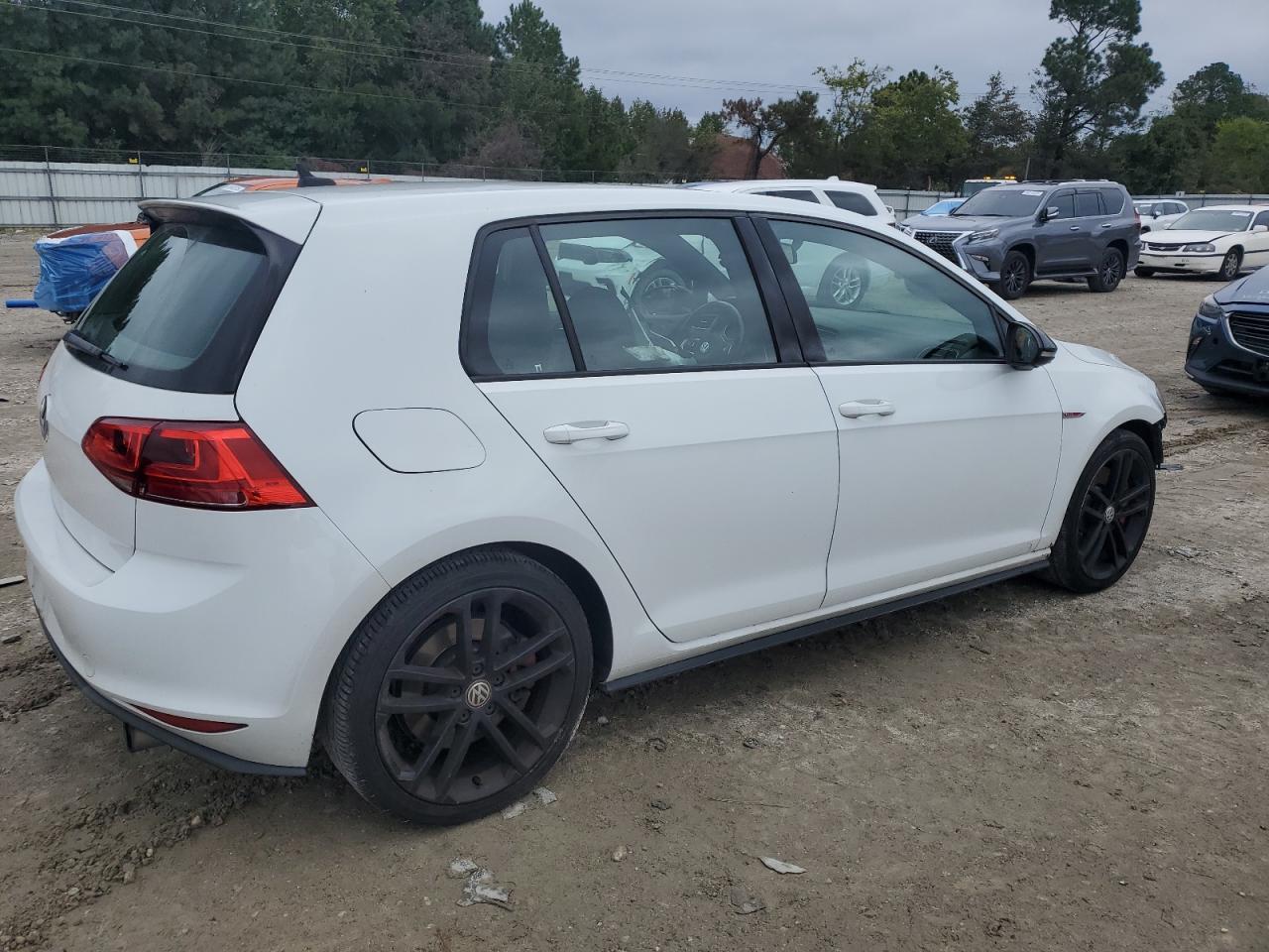 2017 VOLKSWAGEN GTI