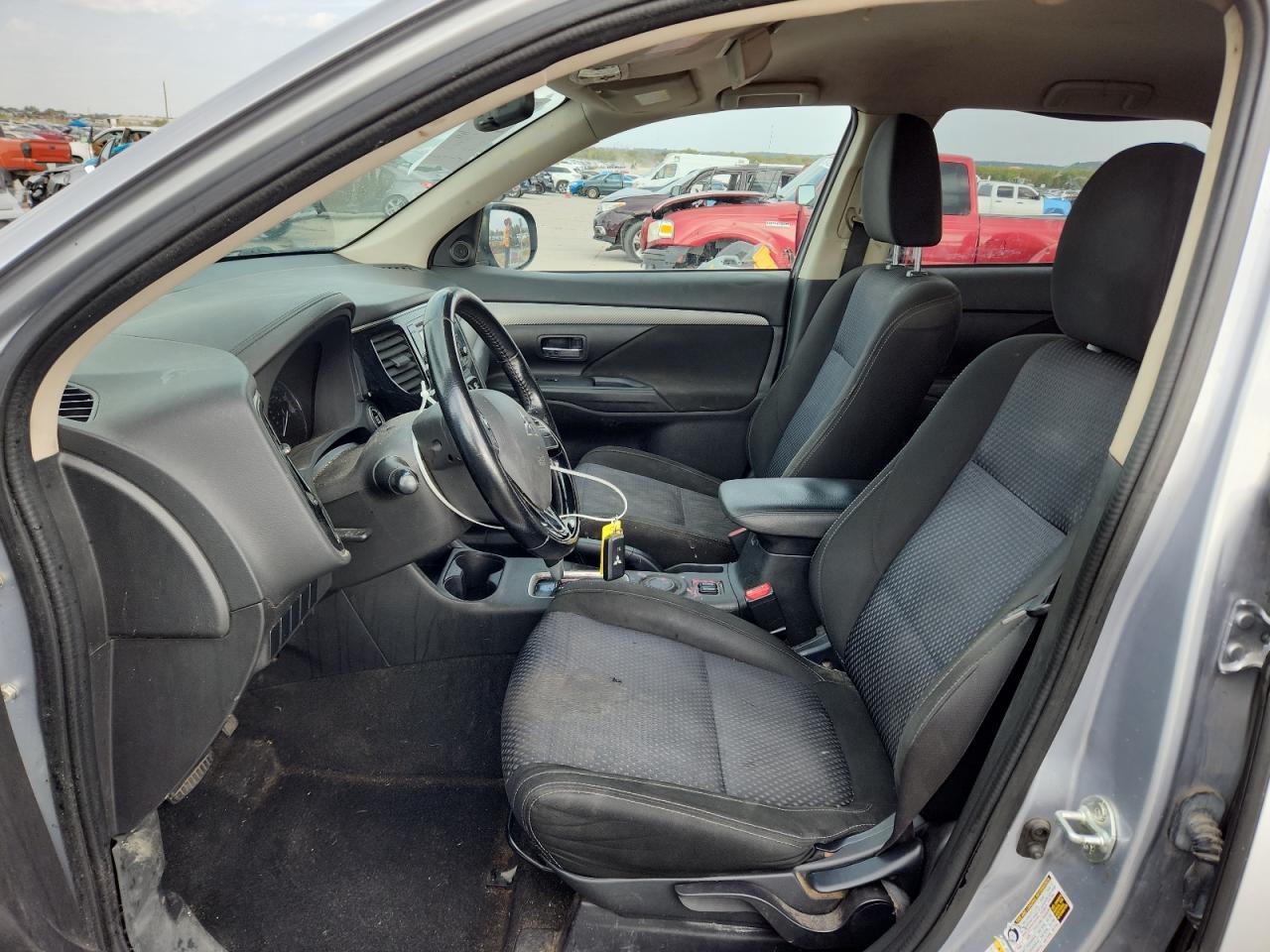 2016 MITSUBISHI outlander