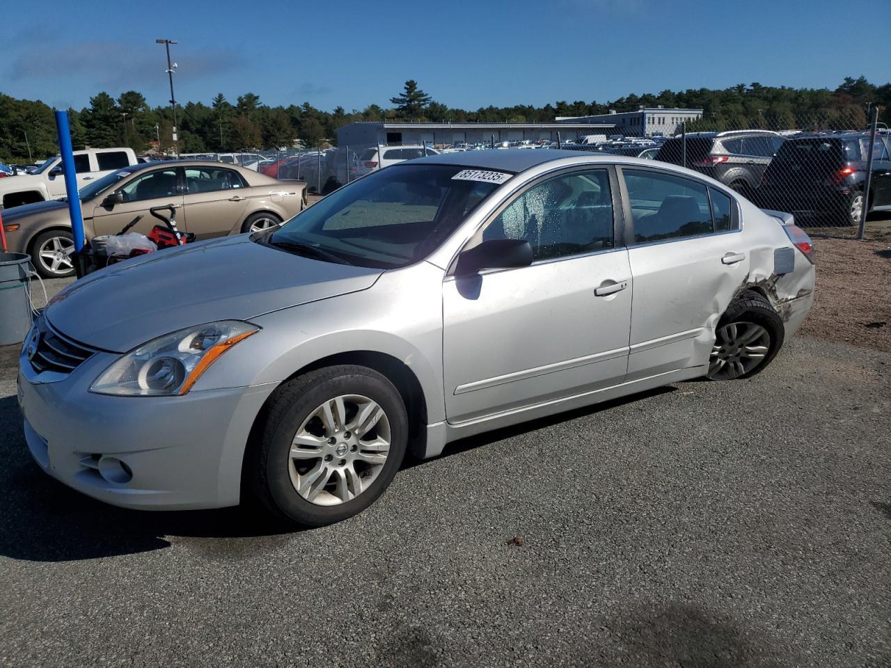 2011 NISSAN ALTIMA