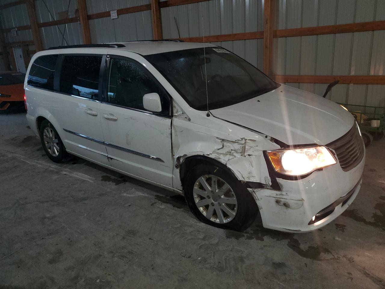2015 CHRYSLER Town & Country