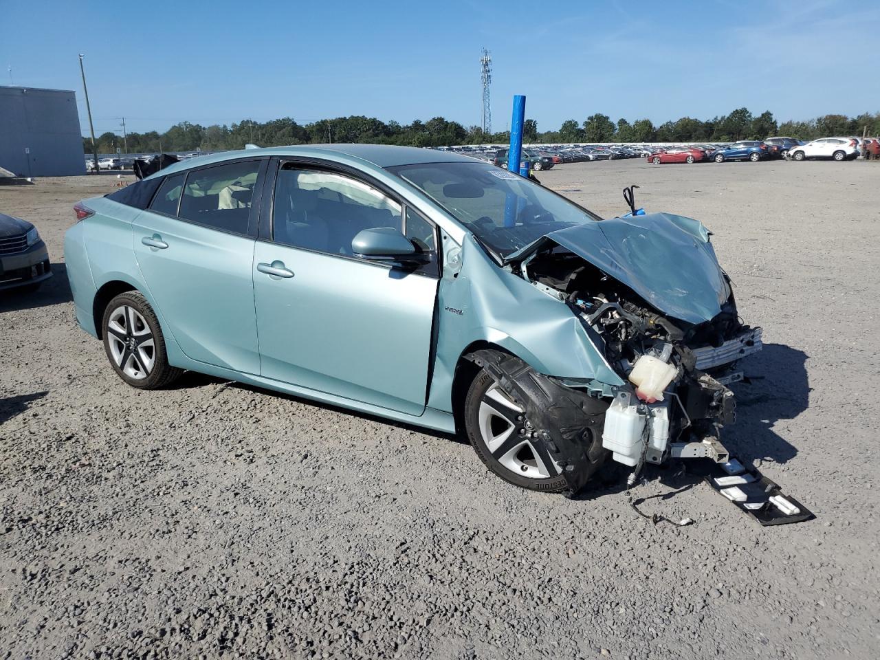 2016 TOYOTA PRIUS