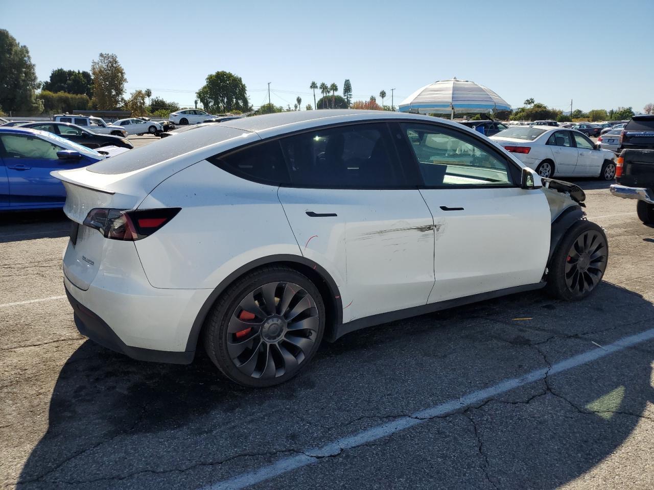 2023 TESLA MODEL Y