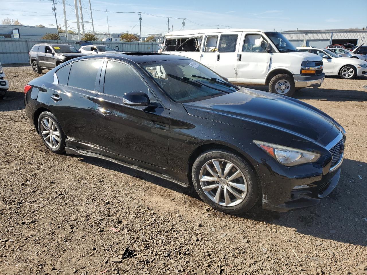 2017 INFINITI Q50