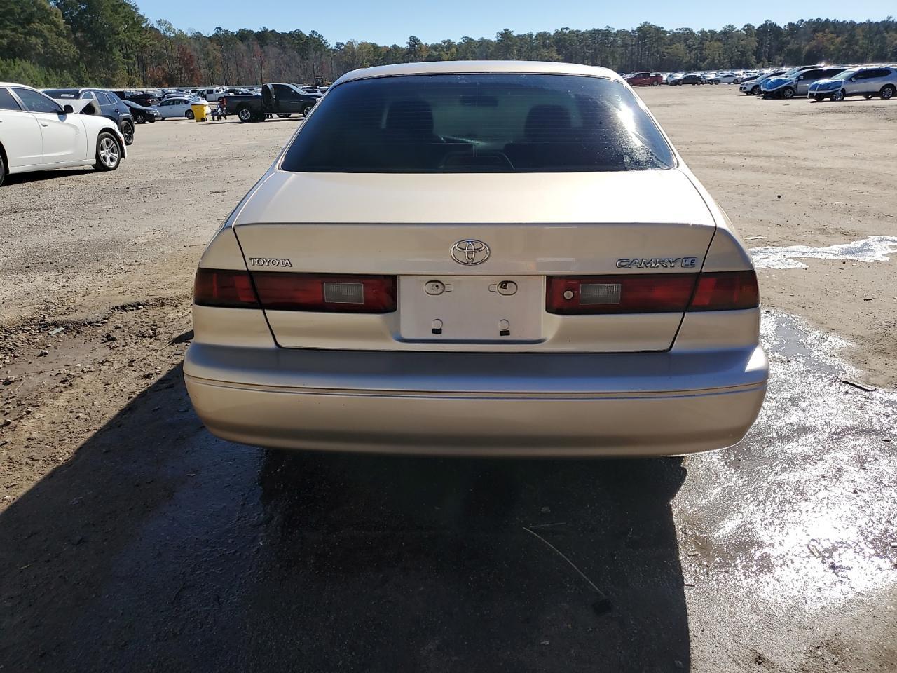 1998 TOYOTA CAMRY