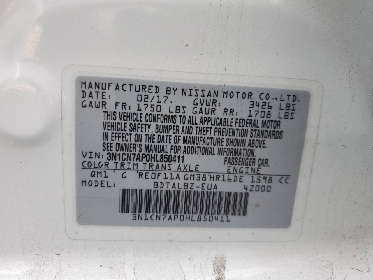 2017 NISSAN VERSA