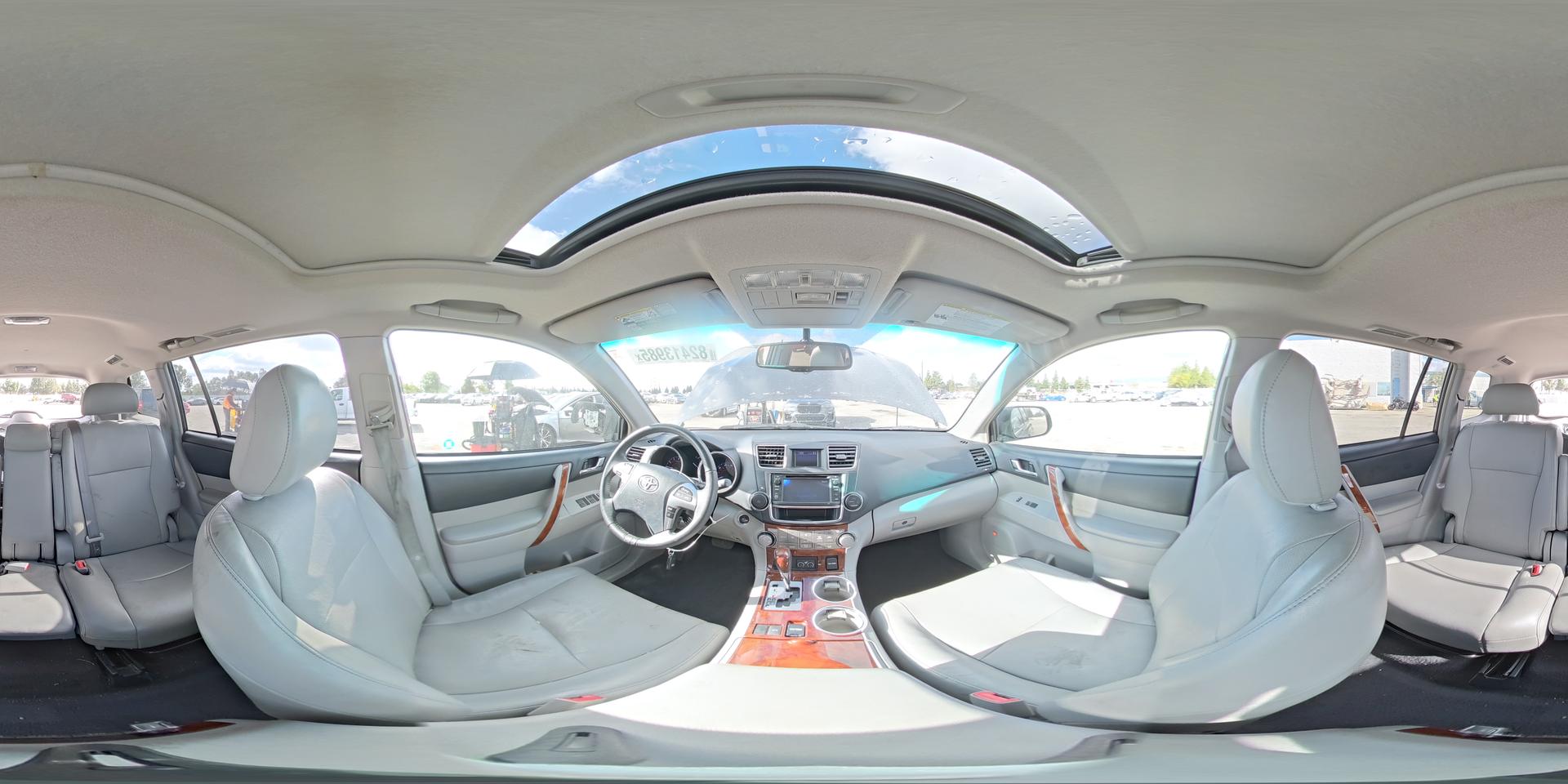2013 TOYOTA HIGHLANDER