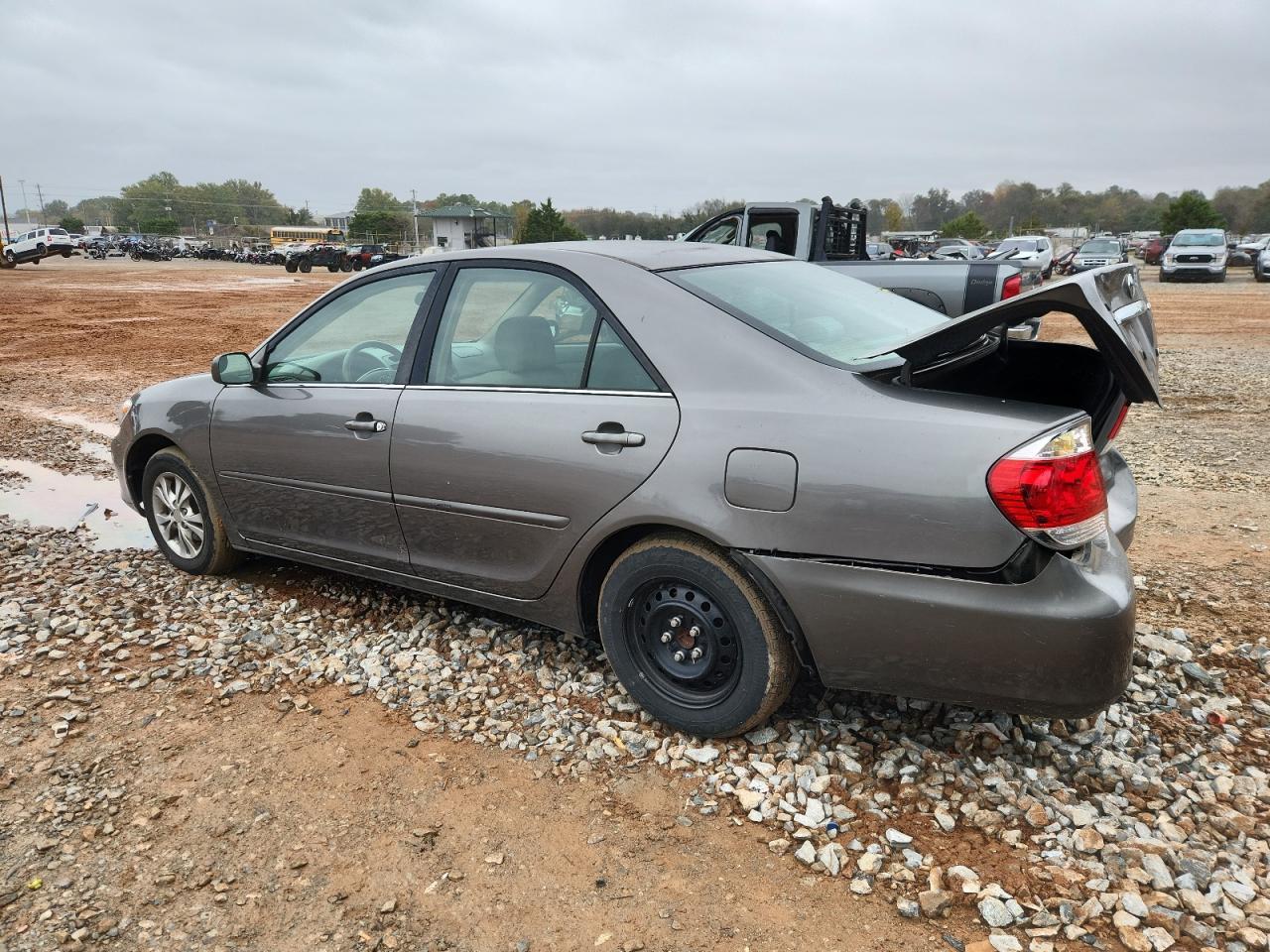 2005 TOYOTA CAMRY