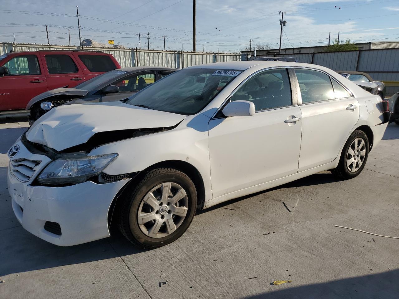 2011 TOYOTA CAMRY