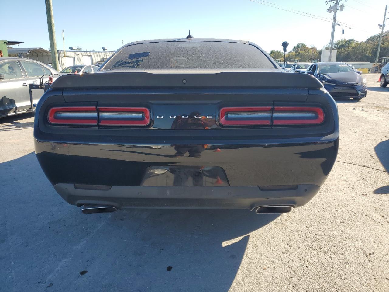 2018 DODGE Challenger
