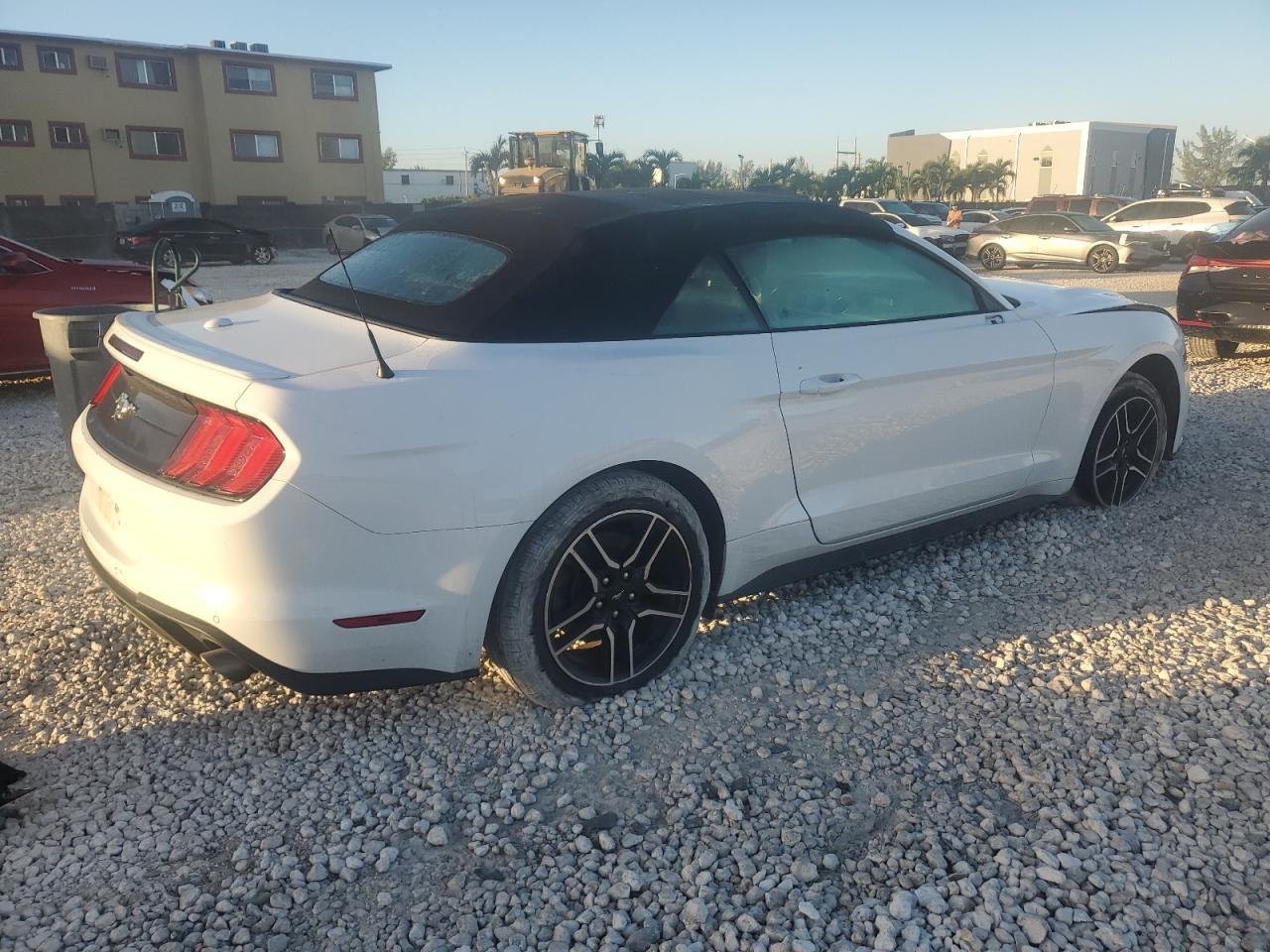 2023 FORD MUSTANG