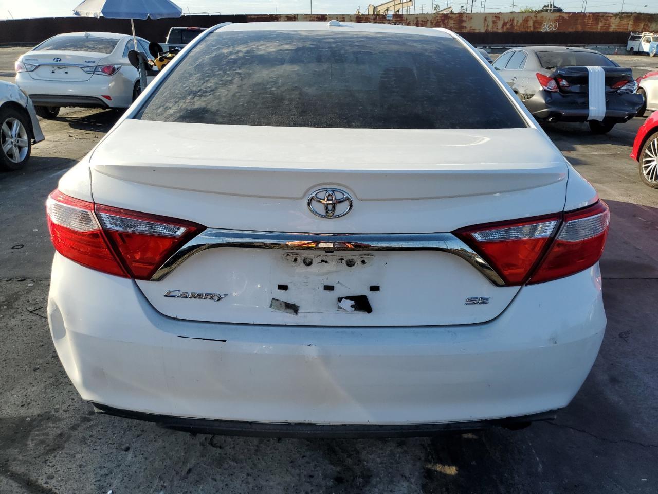 2017 TOYOTA CAMRY