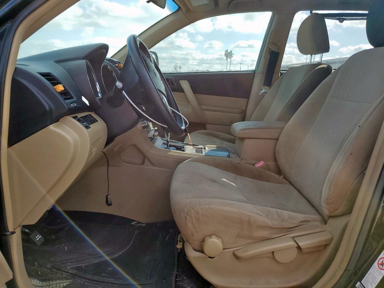 2013 TOYOTA HIGHLANDER