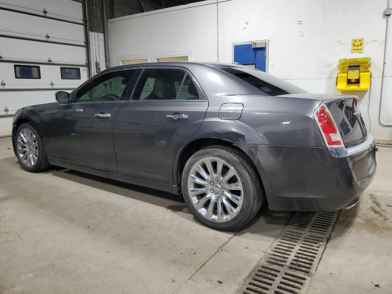 2014 CHRYSLER 300