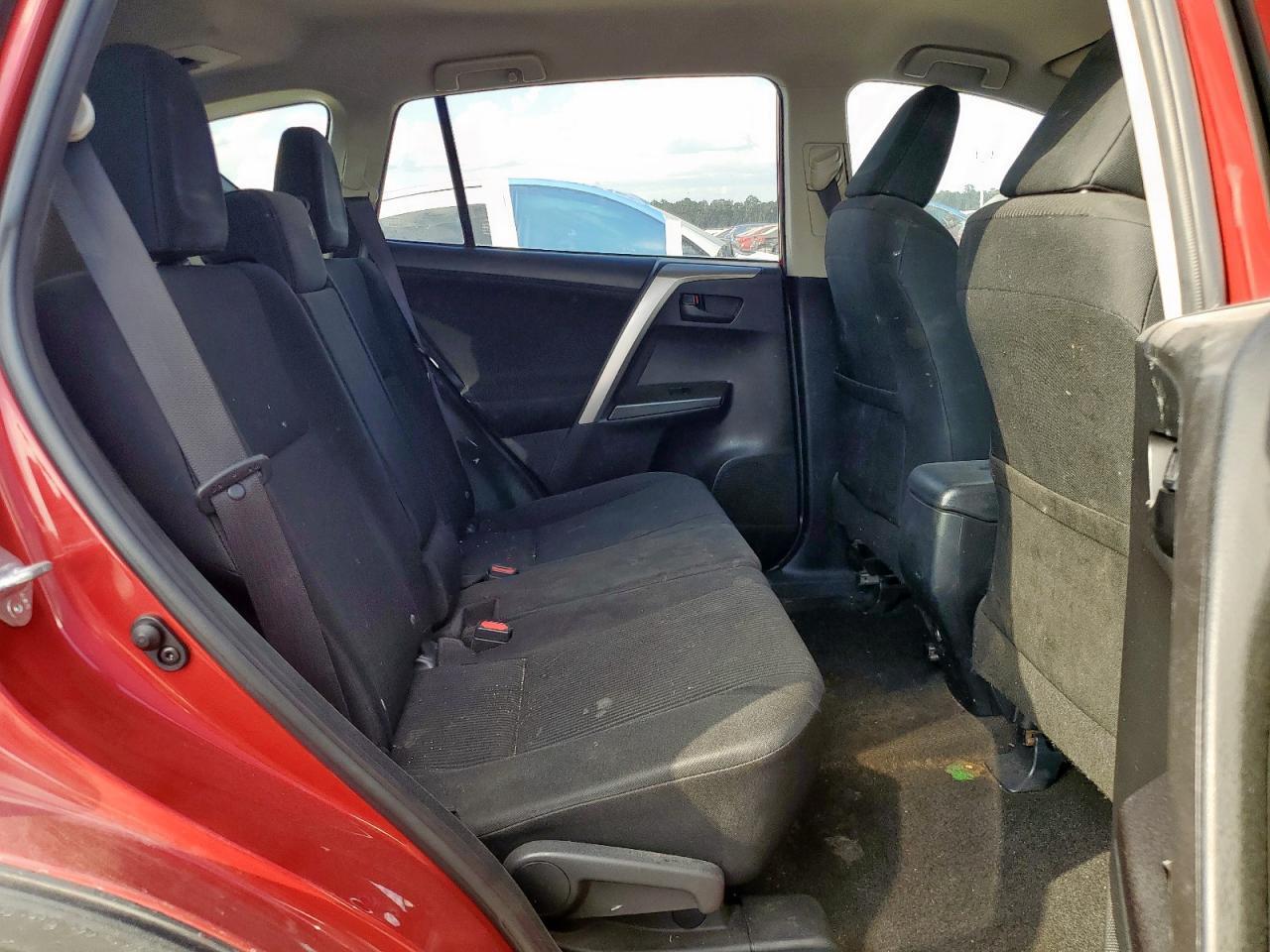 2016 TOYOTA RAV4