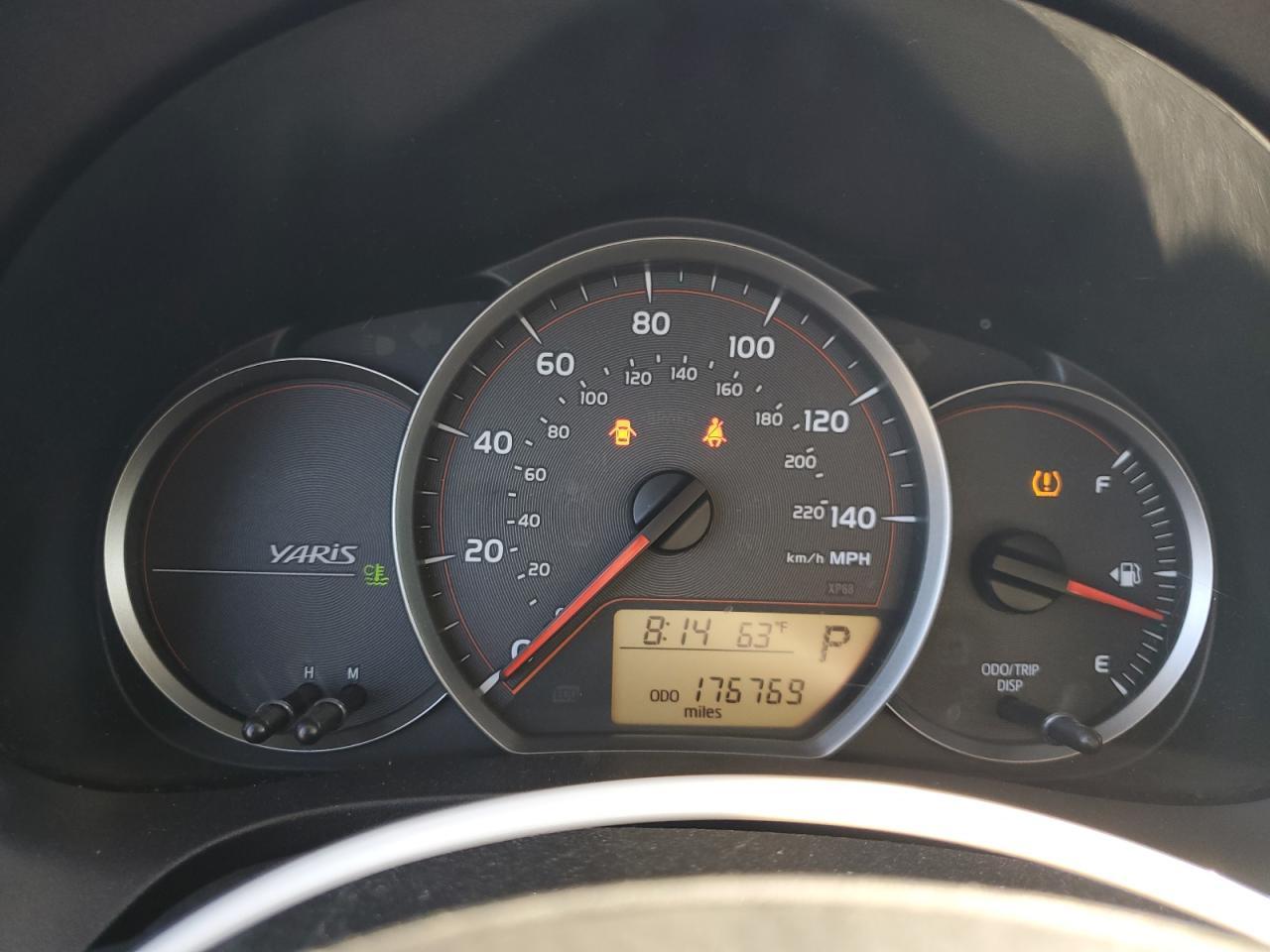 2012 TOYOTA YARIS