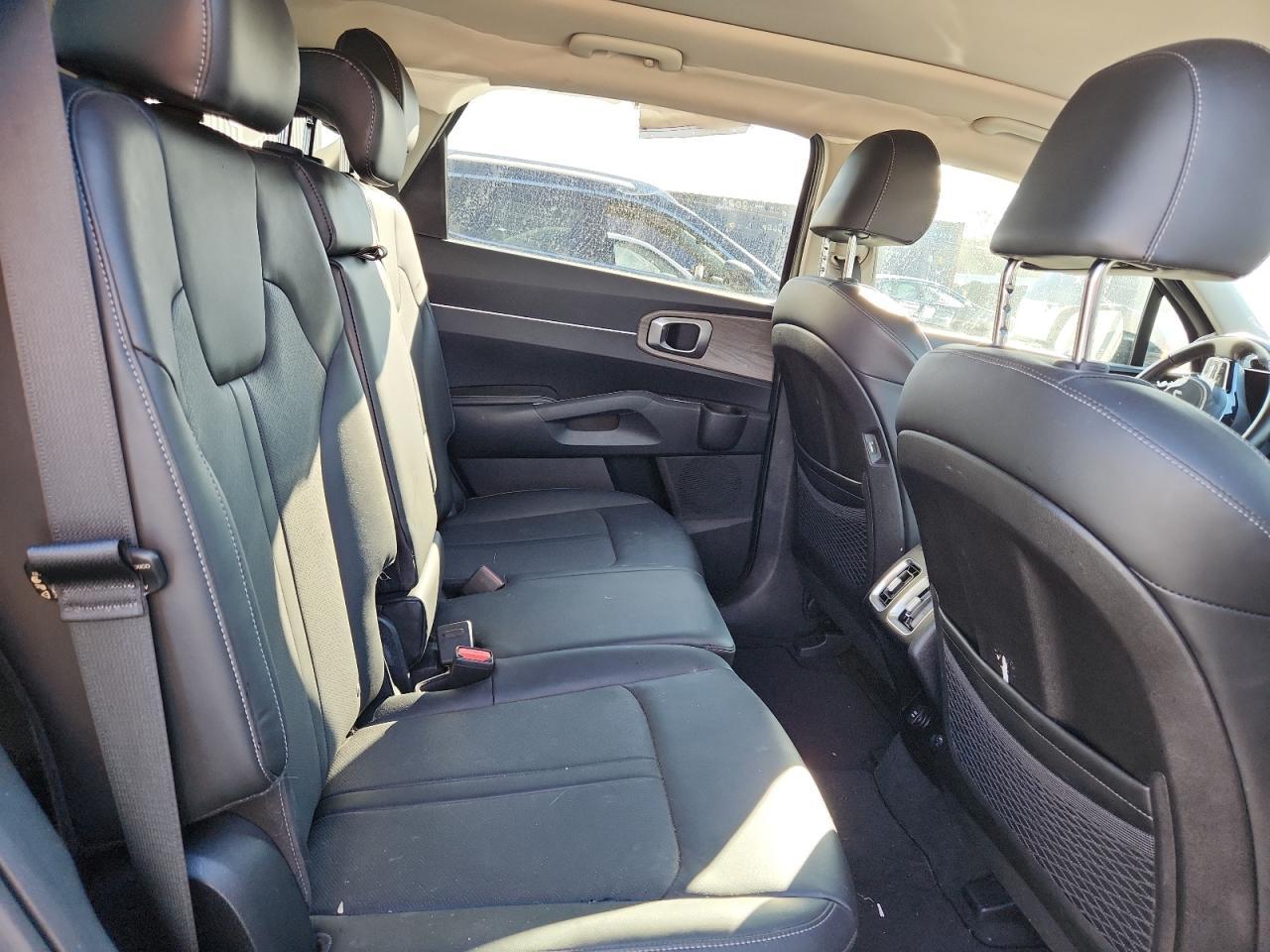 2022 KIA SORENTO
