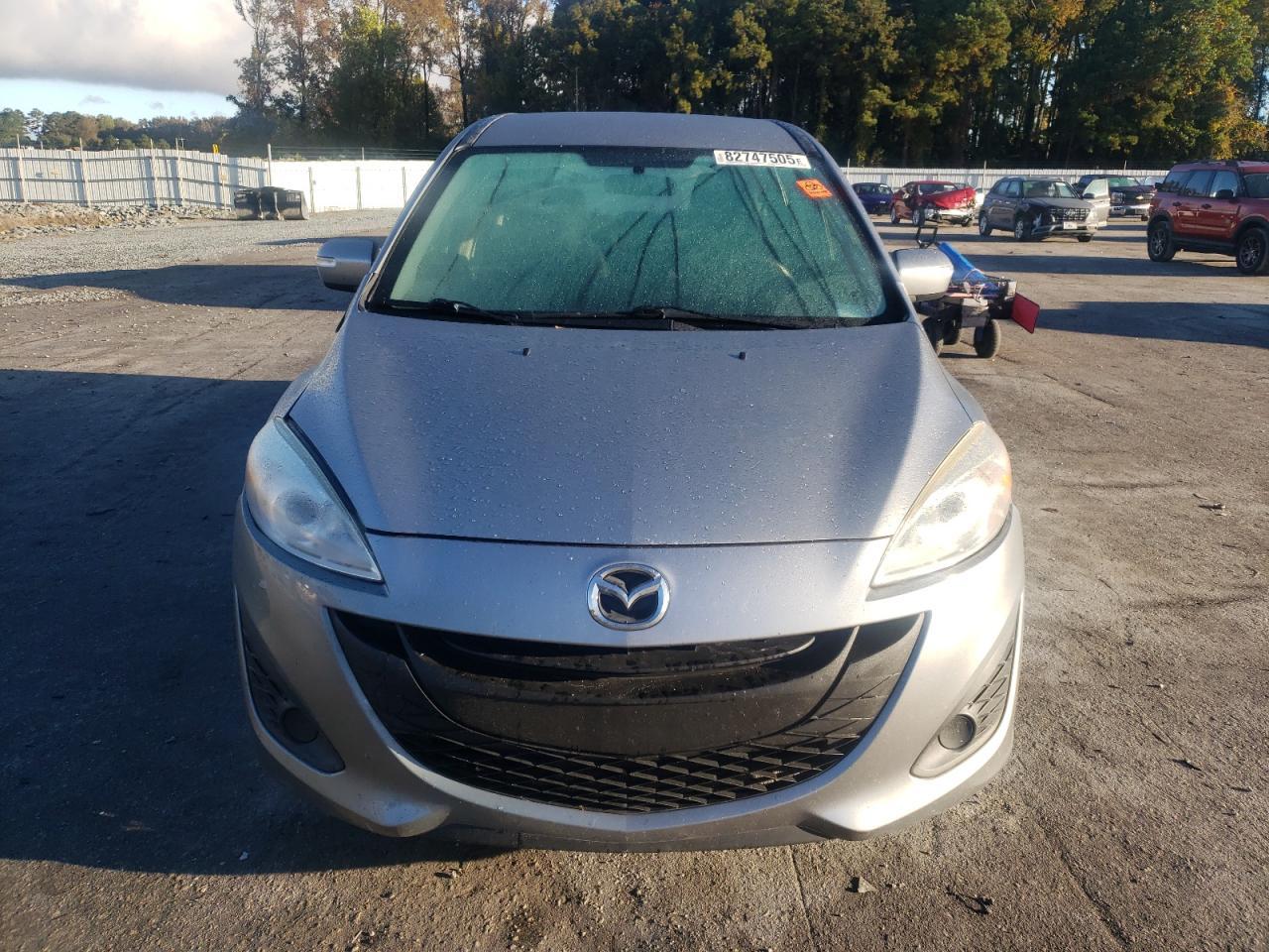 2013 MAZDA 5