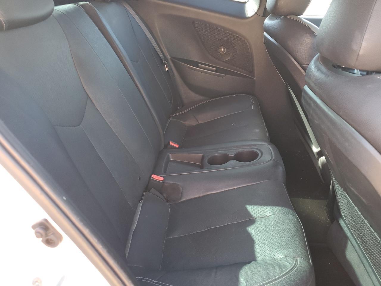 2016 HYUNDAI VELOSTER