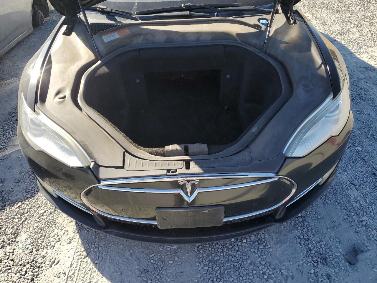 2013 TESLA MODEL S