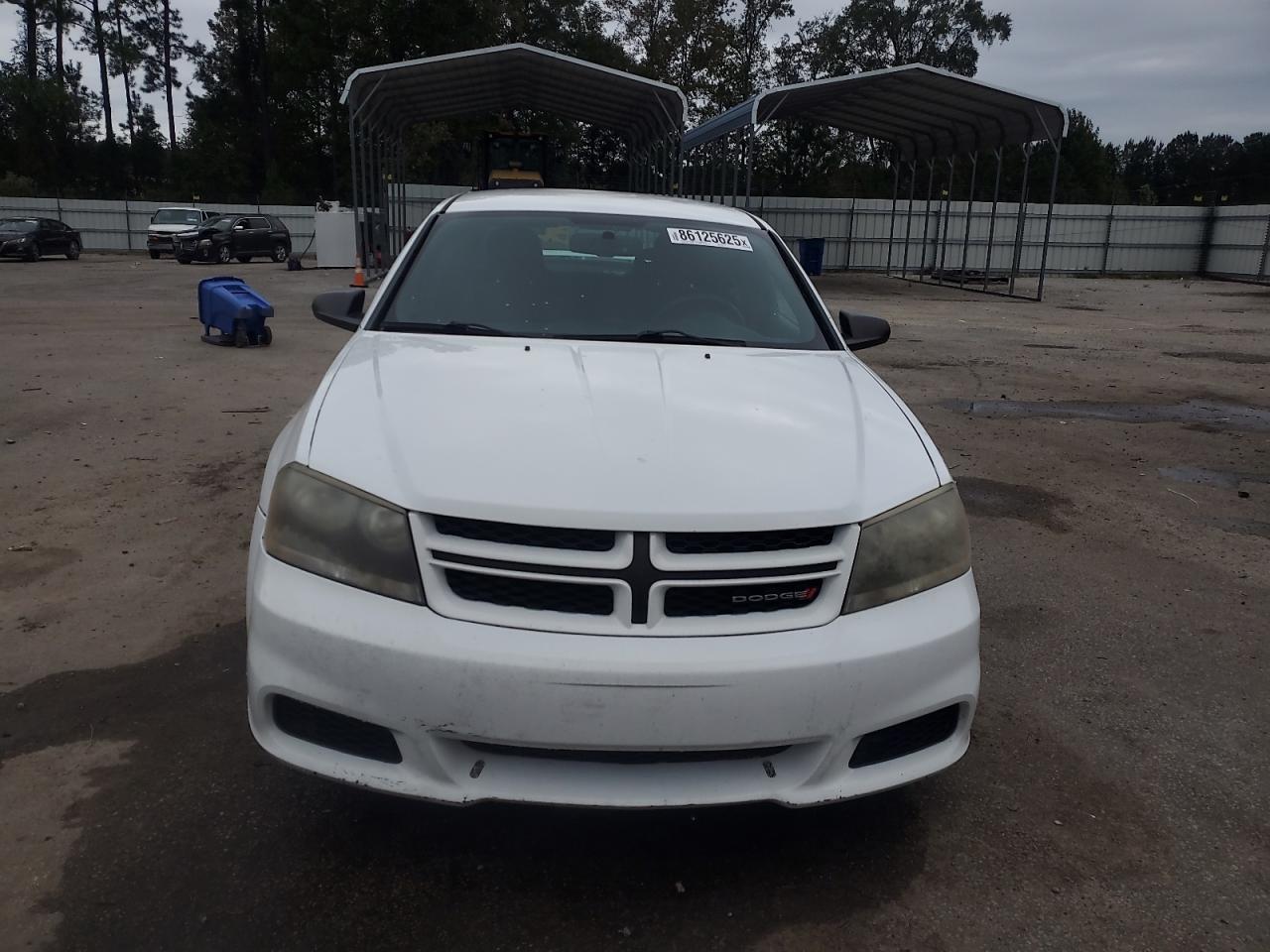 2014 DODGE Avenger