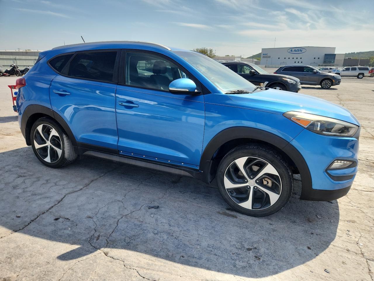 2016 HYUNDAI TUCSON