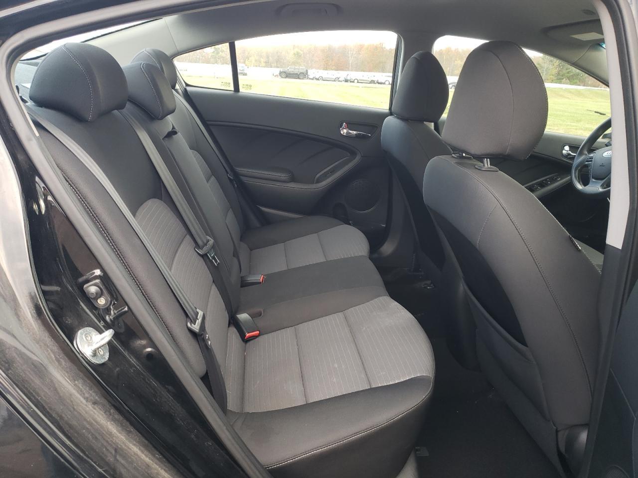 2016 KIA FORTE