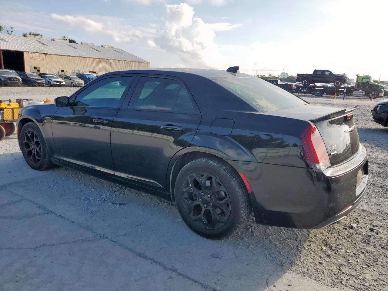 2018 CHRYSLER 300
