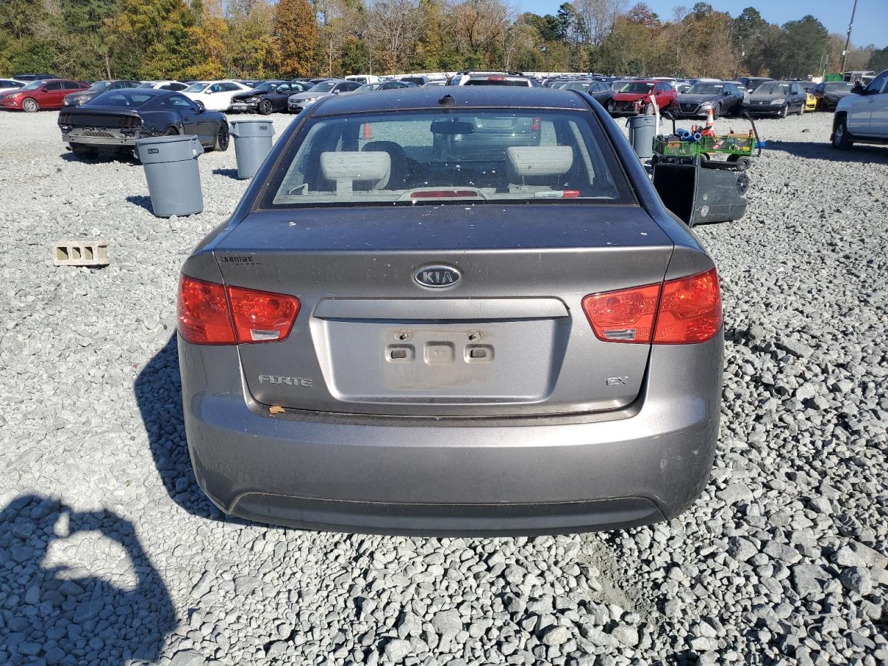 2010 KIA FORTE