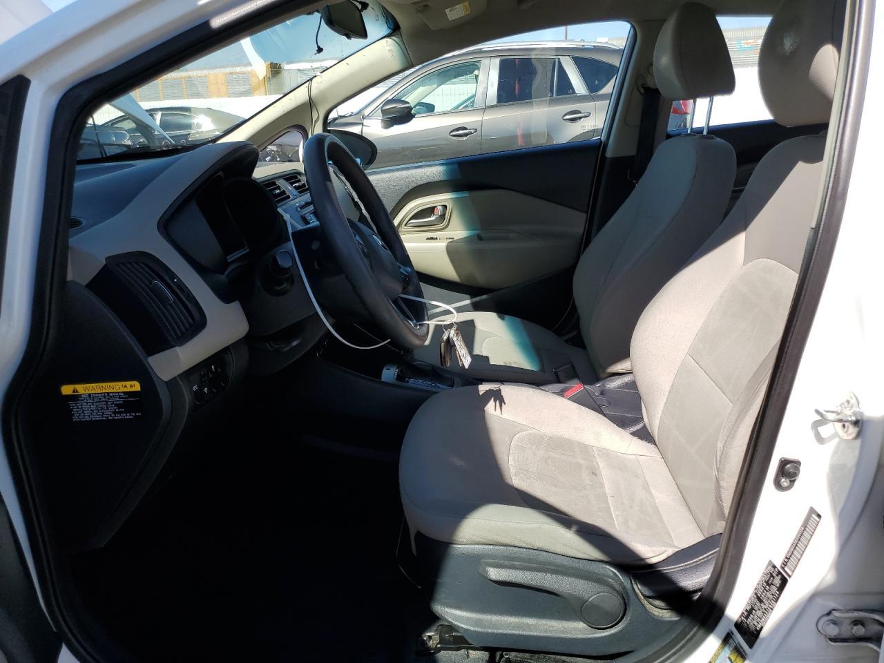 2014 KIA RIO