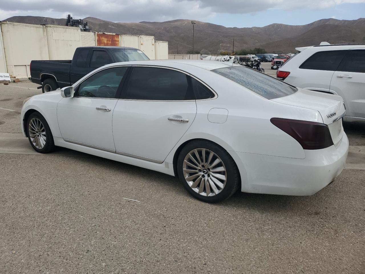 2014 HYUNDAI Equus