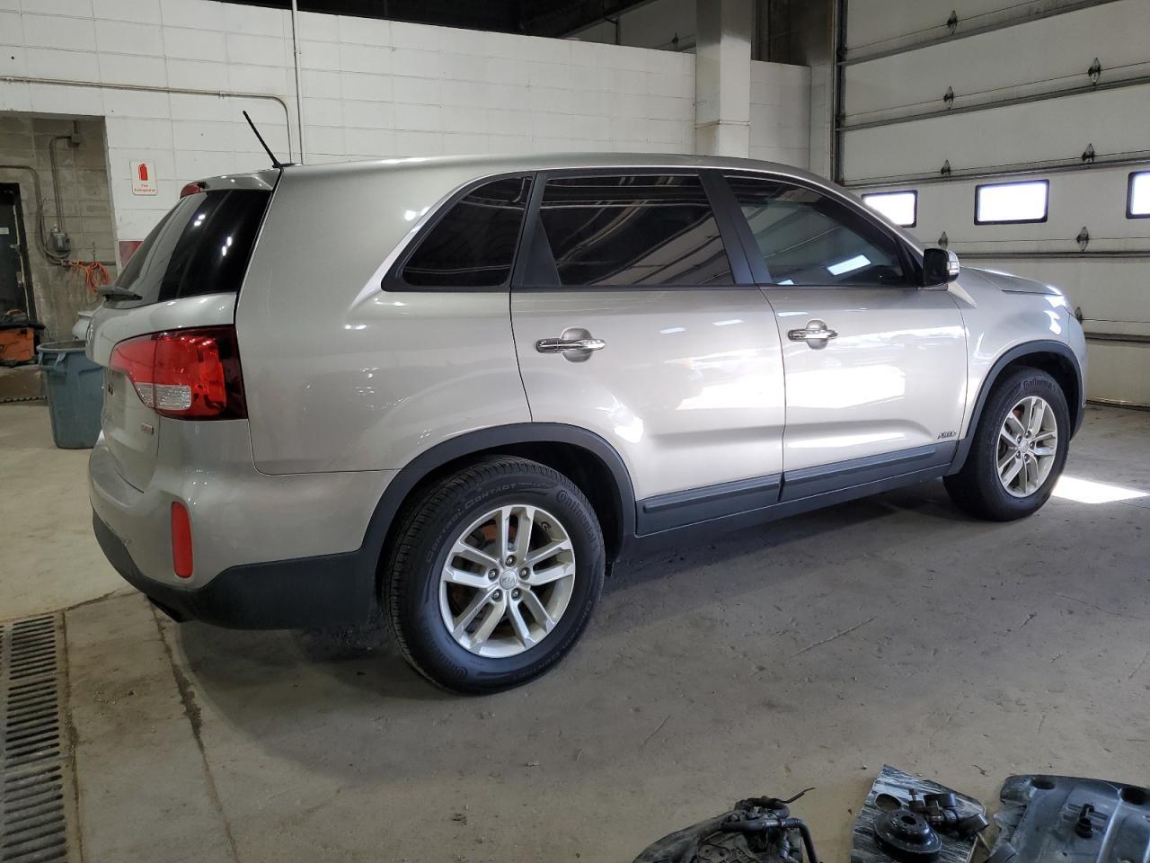 2015 KIA SORENTO