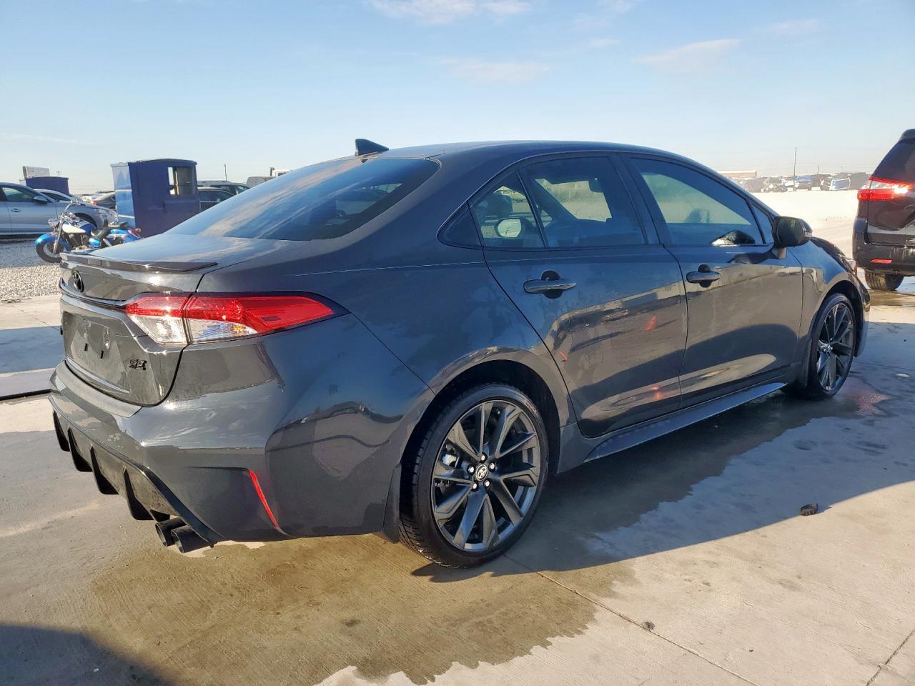 2025 TOYOTA COROLLA