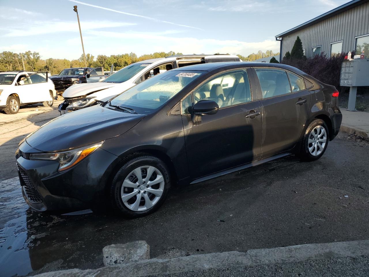 2021 TOYOTA COROLLA