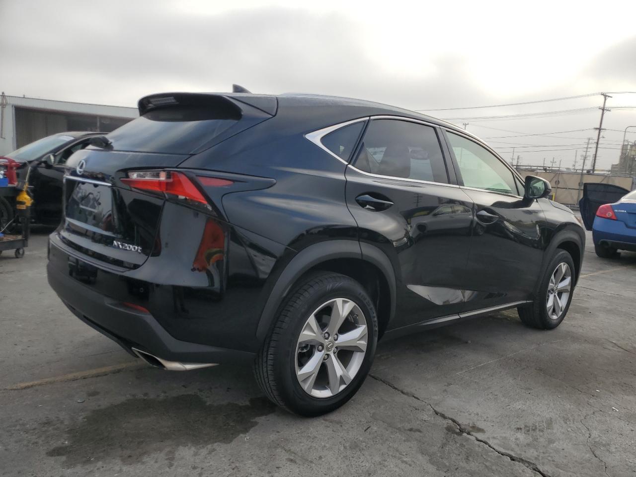 2017 LEXUS NX 200T