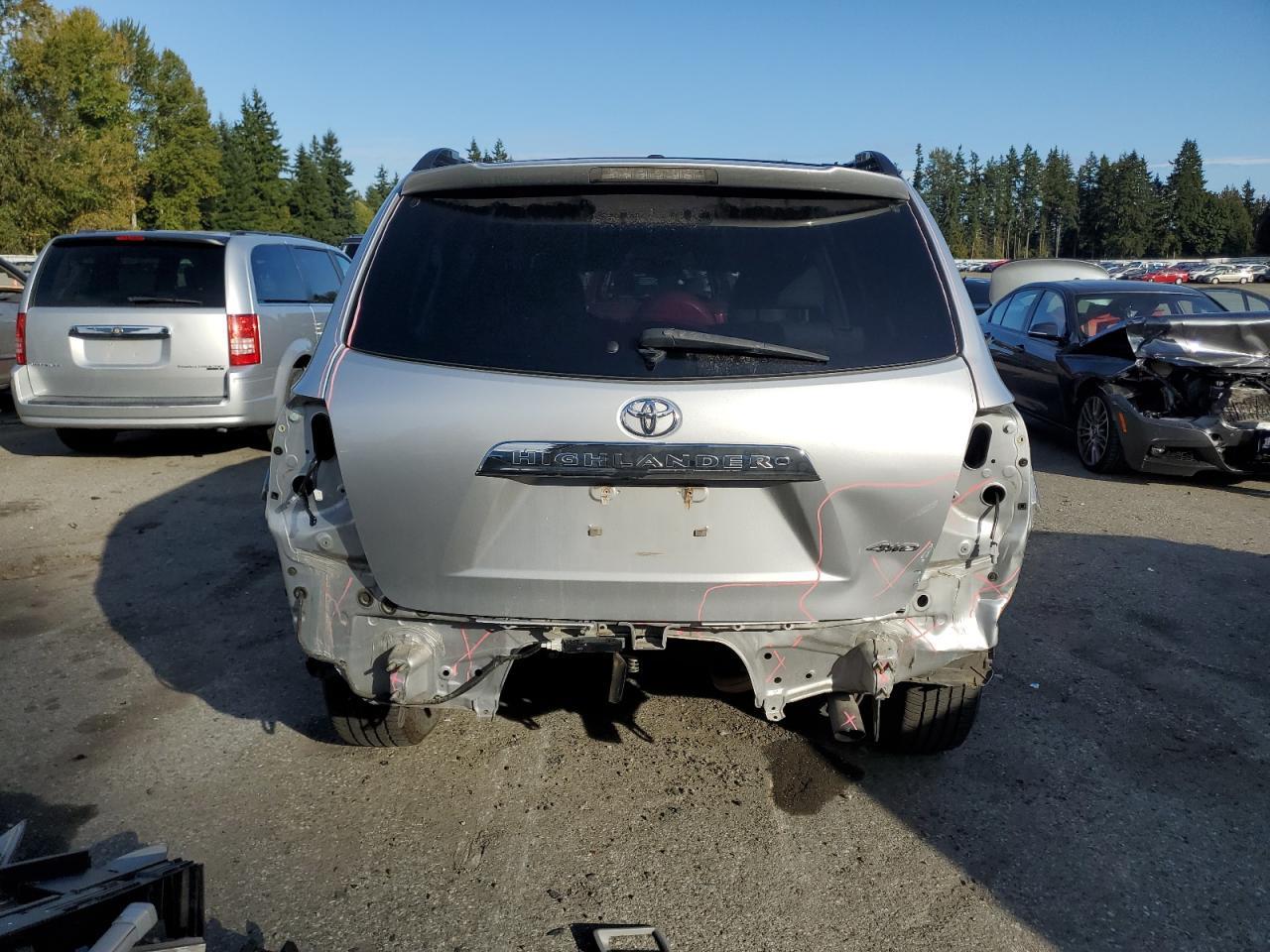 2013 TOYOTA HIGHLANDER