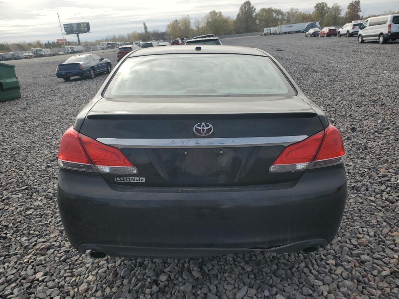 2012 TOYOTA Avalon