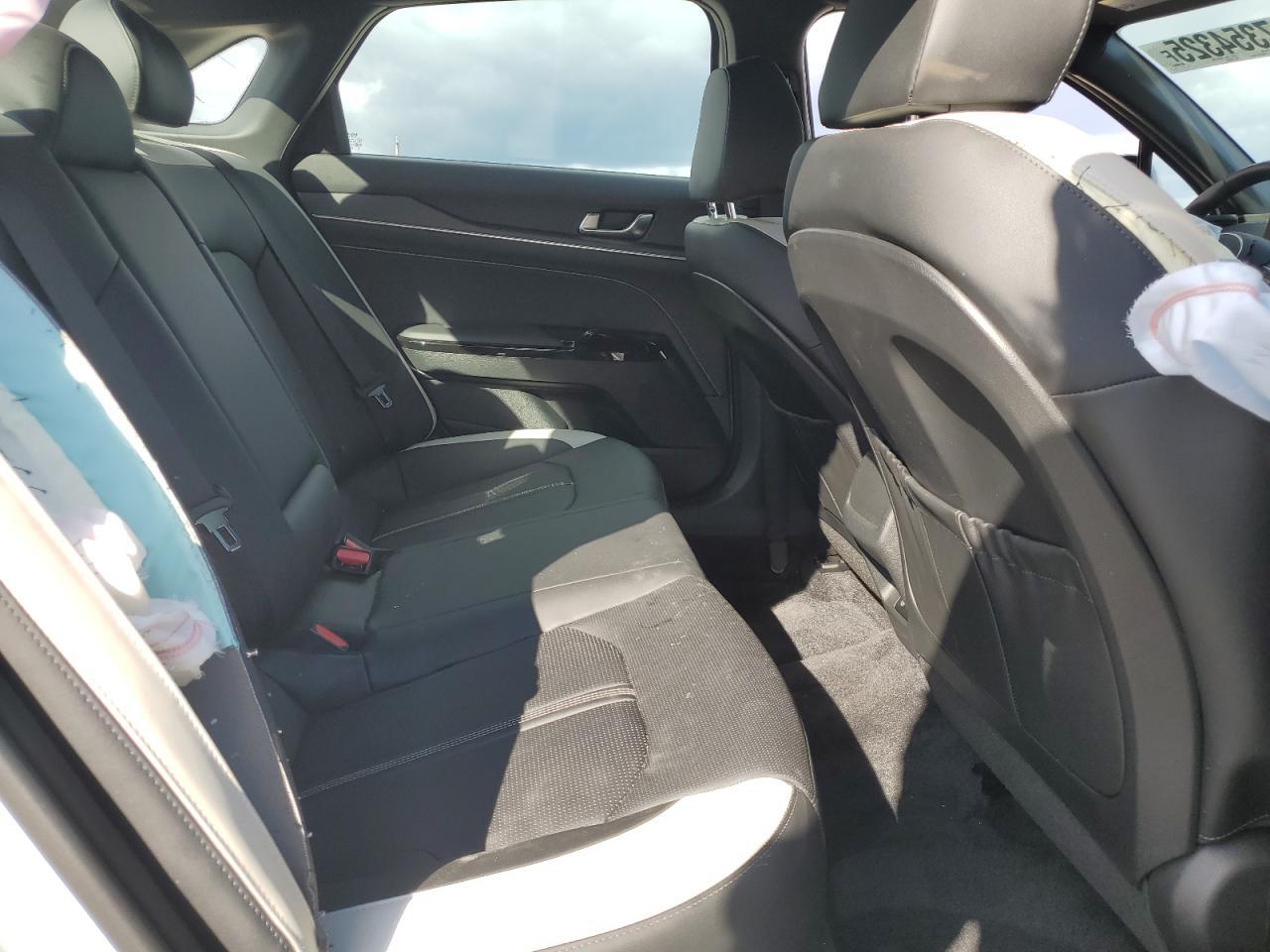 2025 KIA K5