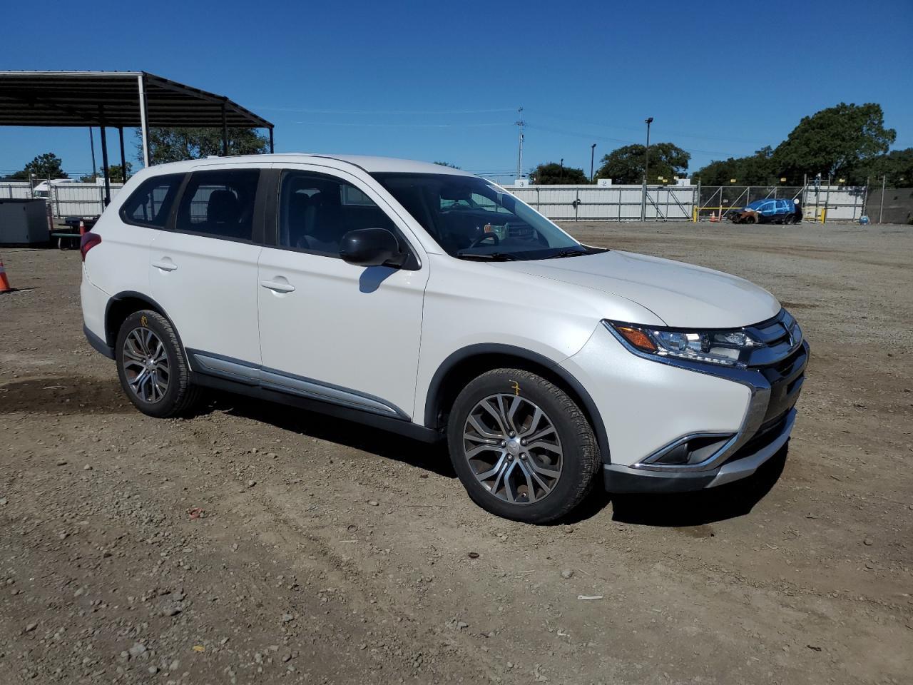 2017 MITSUBISHI outlander